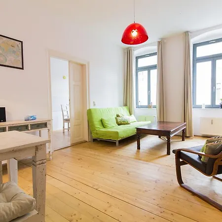 Ferienwohnung In Der Dresdner Neustadt / Tranquillo Gmbh *